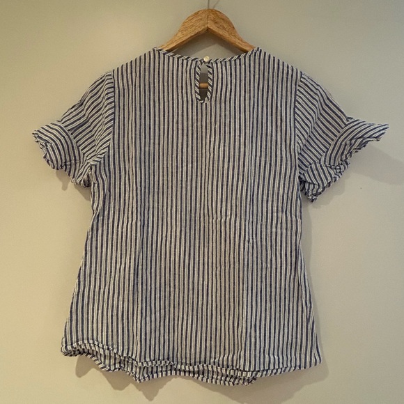 Van heusen breezy blue and white striped blouse - Size XS - Picture 2 of 6
